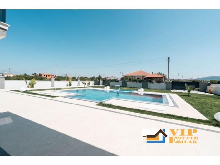 Image No.11-5 Bed Villa / Detached for sale