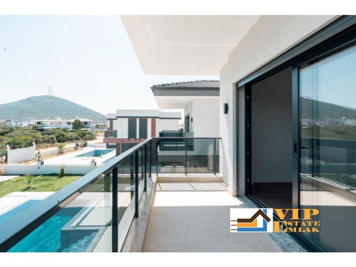 Image No.46-5 Bed Villa / Detached for sale