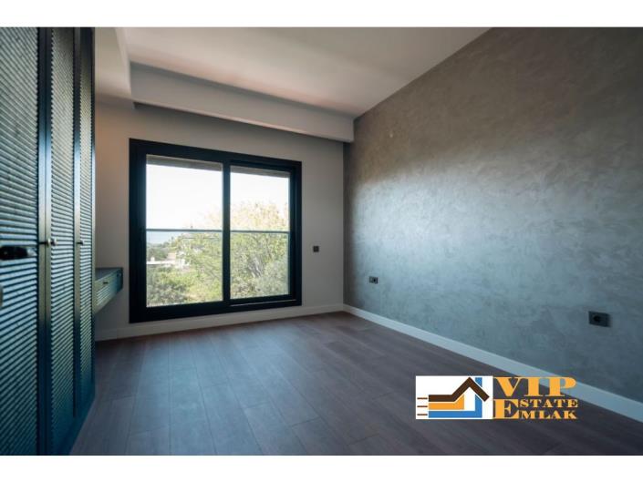 Image No.59-5 Bed Villa / Detached for sale