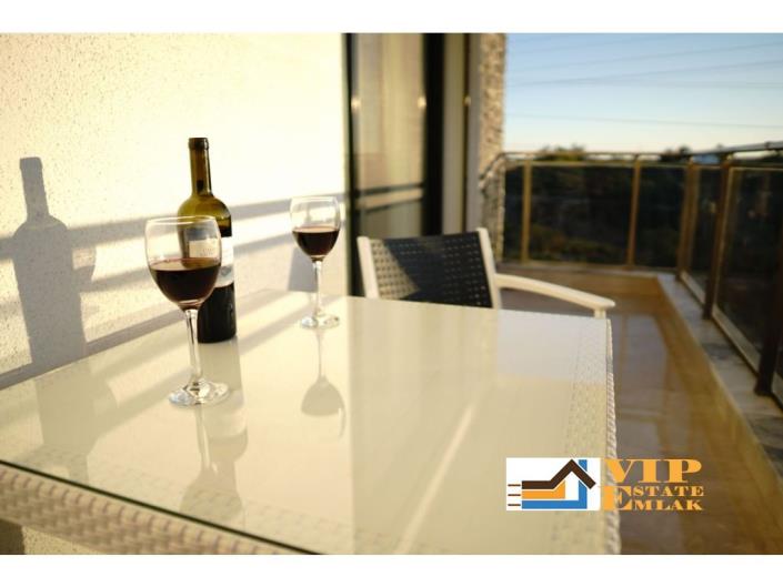 Image No.22-5 Bed Villa / Detached for sale