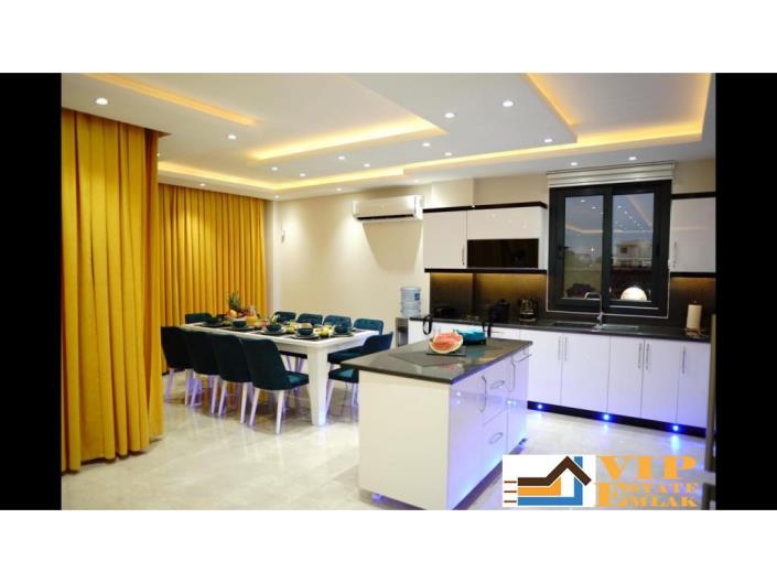 Image No.6-5 Bed Villa / Detached for sale