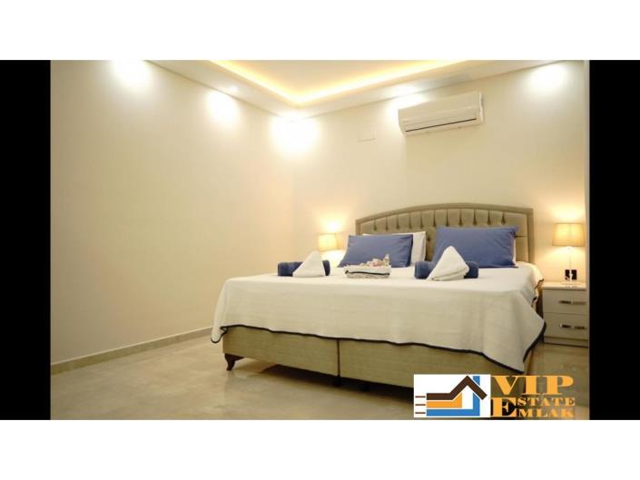 Image No.15-5 Bed Villa / Detached for sale