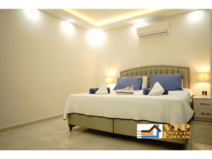 Image No.16-5 Bed Villa / Detached for sale