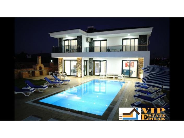 Image No.30-5 Bed Villa / Detached for sale