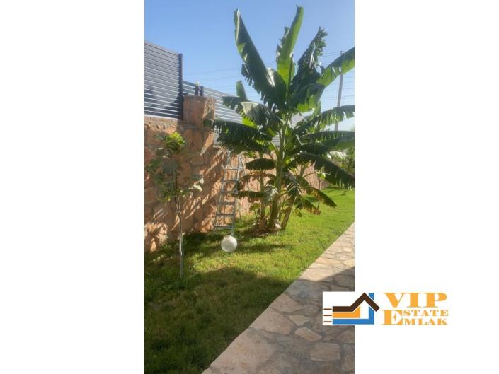 Image No.33-5 Bed Villa / Detached for sale