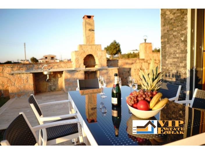 Image No.24-5 Bed Villa / Detached for sale