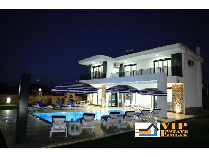 Image No.31-5 Bed Villa / Detached for sale