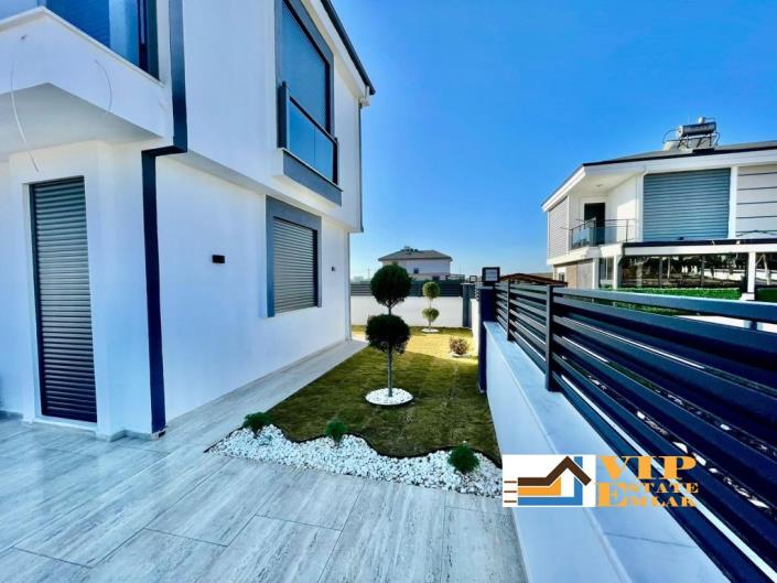 Image No.8-3 Bed Villa / Detached for sale