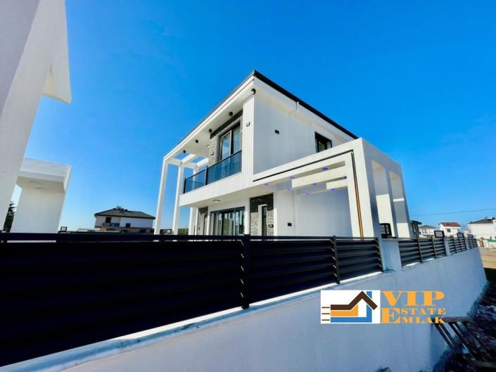 Image No.28-3 Bed Villa / Detached for sale