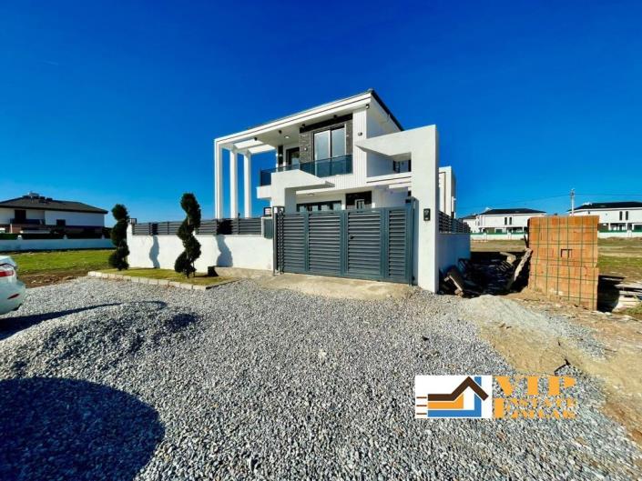 Image No.11-3 Bed Villa / Detached for sale