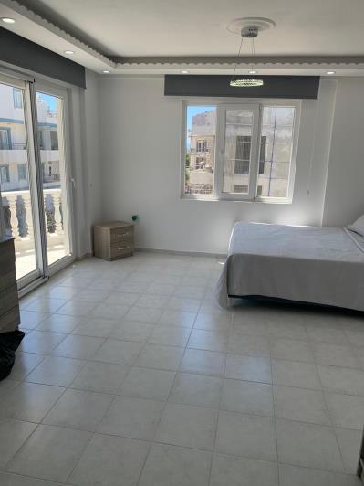 Image No.19-4 Bed Villa / Detached for sale