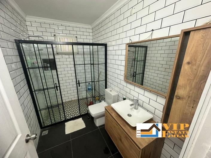 Image No.12-5 Bed Villa / Detached for sale