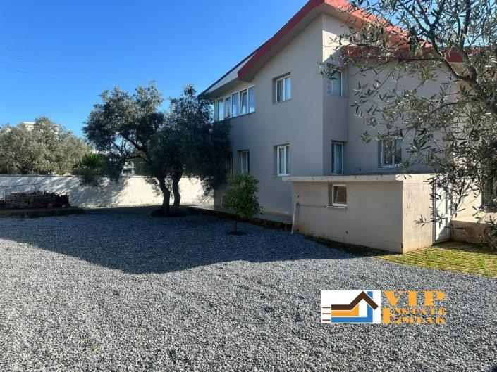 Image No.17-5 Bed Villa / Detached for sale