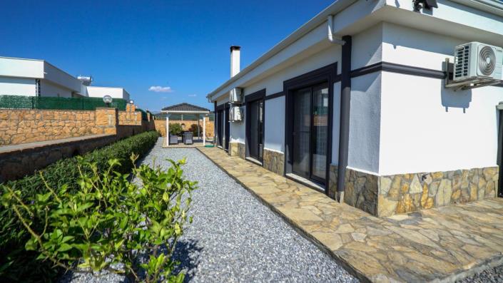 Image No.9-3 Bed Bungalow for sale