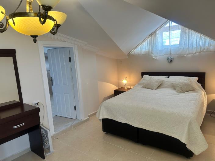 Image No.38-3 Bed Duplex for sale