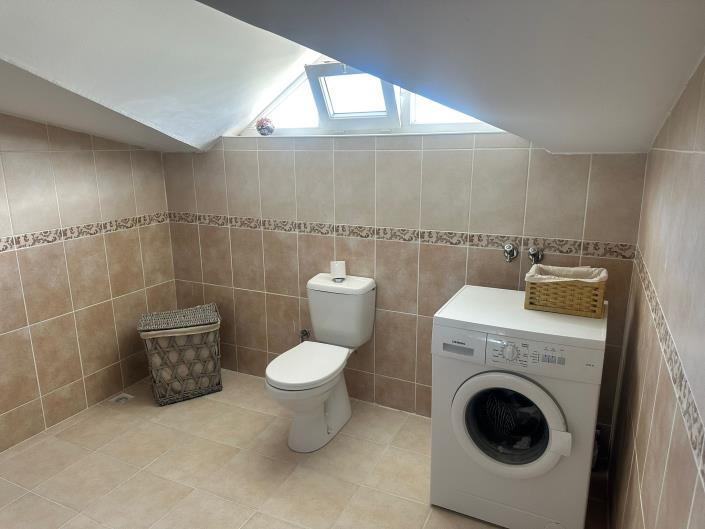 Image No.40-3 Bed Duplex for sale