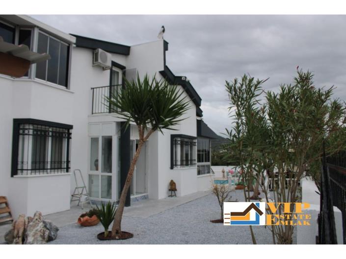 Image No.40-3 Bed Villa / Detached for sale