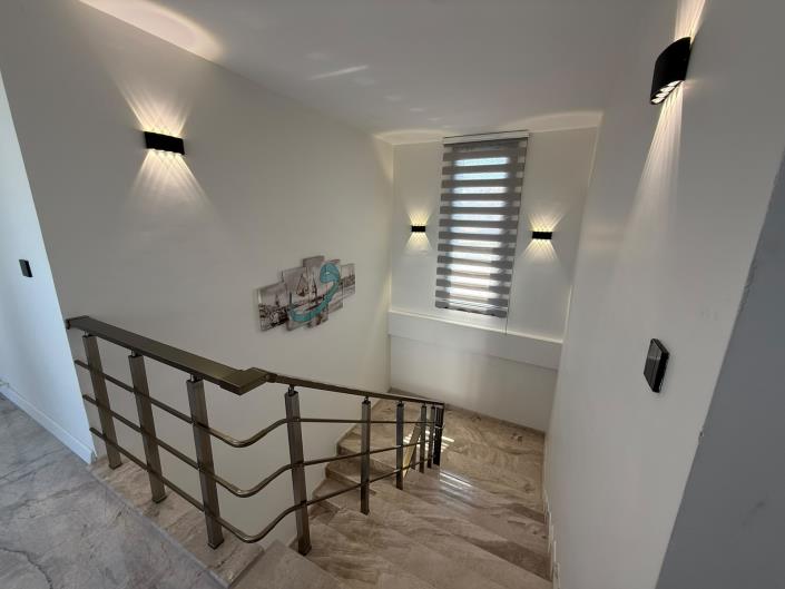 Image No.26-4 Bed Villa / Detached for sale