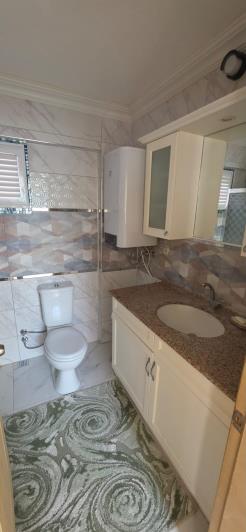 Image No.19-5 Bed Villa / Detached for sale