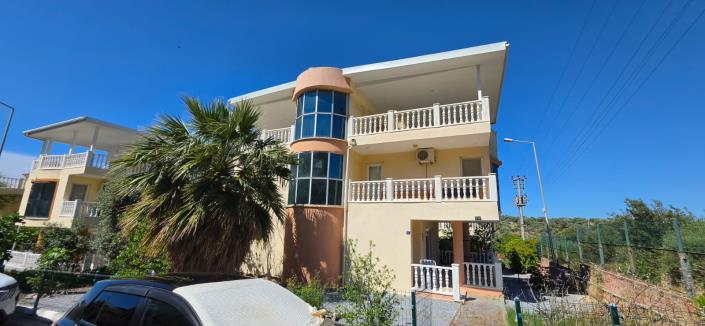 Image No.27-5 Bed Villa / Detached for sale
