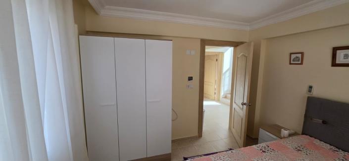 Image No.24-5 Bed Villa / Detached for sale