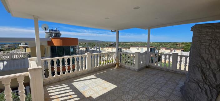 Image No.30-5 Bed Villa / Detached for sale