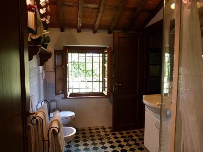 Image No.20-5 Bed Villa / Detached for sale