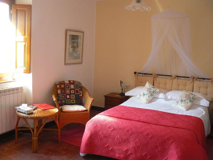 Image No.9-3 Bed Village House for sale