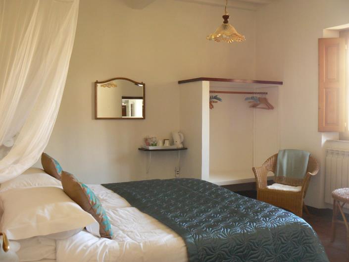 Image No.14-3 Bed Village House for sale