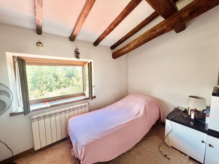 Image No.29-Maison de campagne de 3 chambres à vendre à Bagni di Lucca