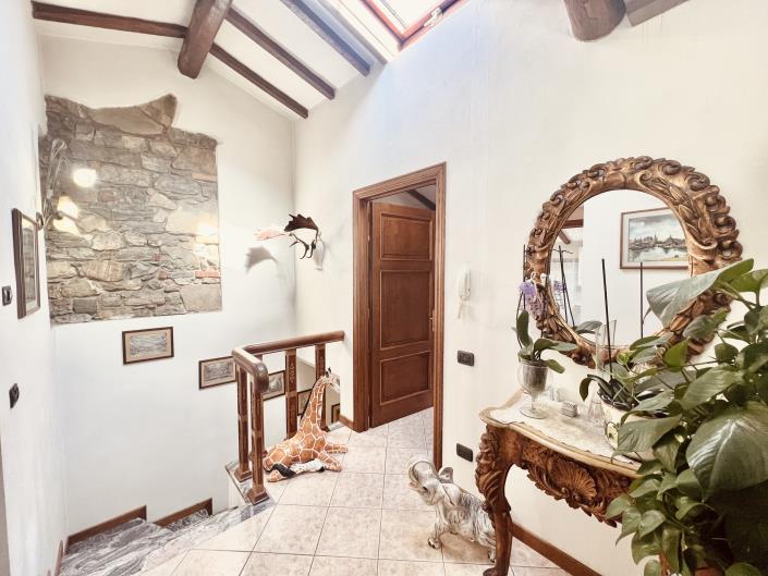 Image No.8-Maison de campagne de 3 chambres à vendre à Bagni di Lucca