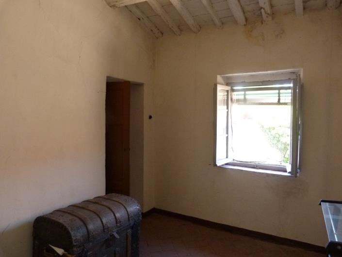 Image No.8-4 Bed Village House for sale