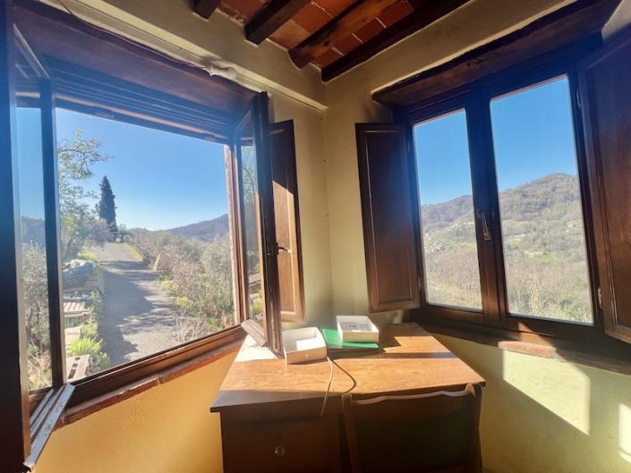 Image No.6-Maison de campagne de 3 chambres à vendre à Borgo a Mozzano