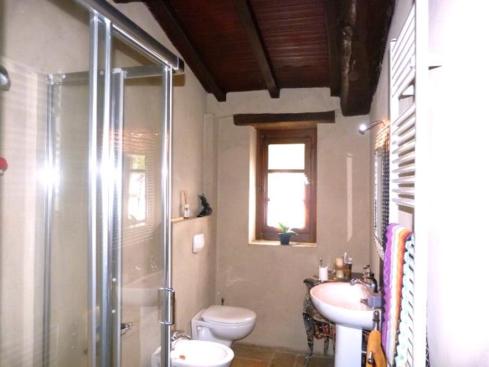 Image No.6-Maison de campagne de 3 chambres à vendre à Bagni di Lucca