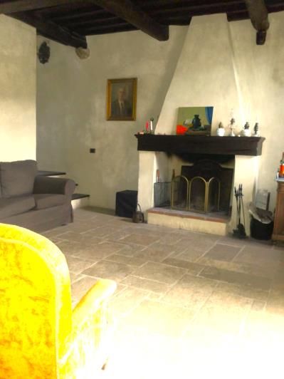 Image No.20-Maison de campagne de 3 chambres à vendre à Bagni di Lucca