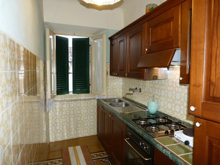 Image No.15-2 Bed Townhouse for sale