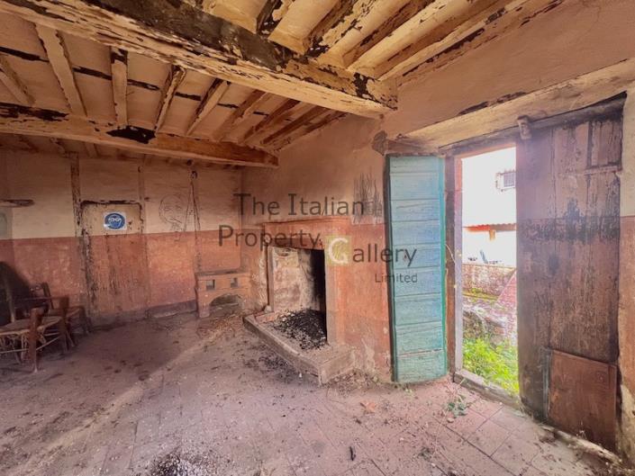 Image No.11-2 Bed House for sale