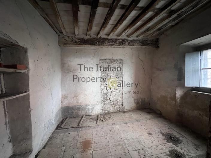 Image No.3-2 Bed House for sale