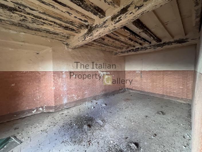 Image No.15-2 Bed House for sale