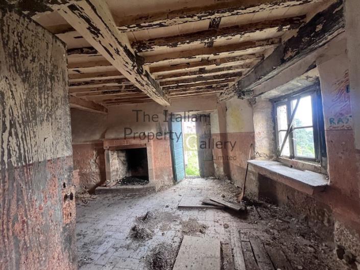 Image No.18-2 Bed House for sale