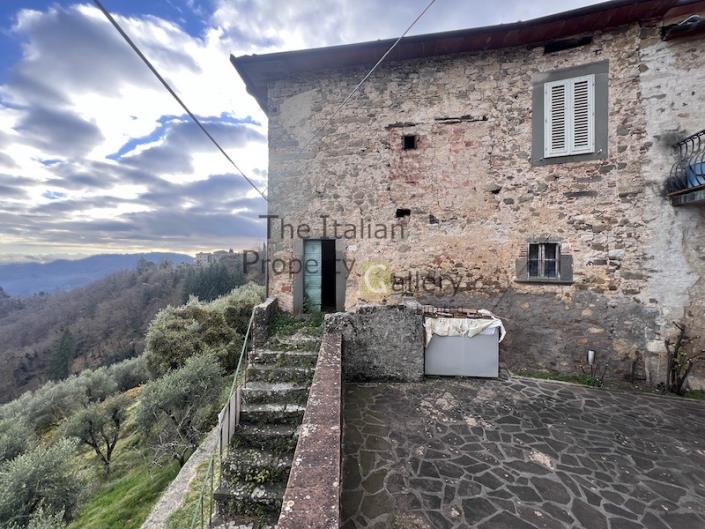 Image No.10-2 Bed House for sale