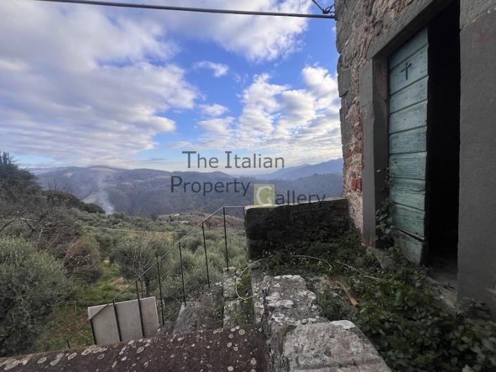 Image No.12-2 Bed House for sale