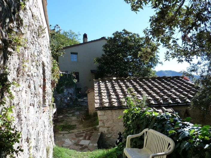 Image No.8-4 Bed Country House for sale