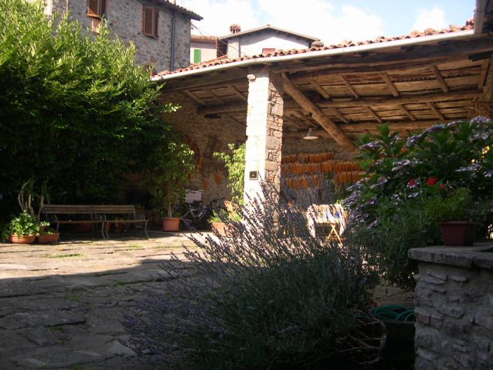 Image No.19-4 Bed Country House for sale