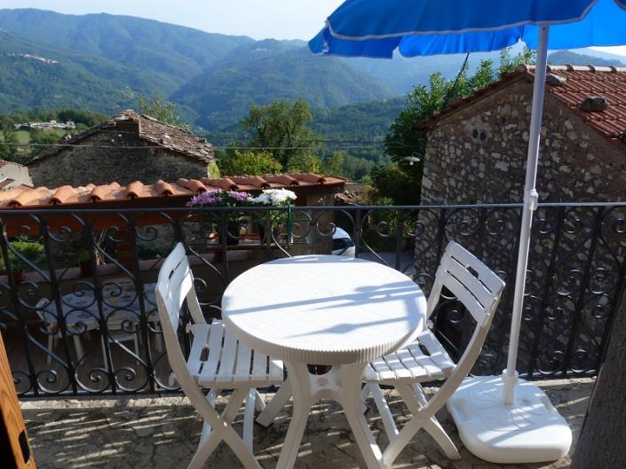 Image No.11-3 Bed Village House for sale