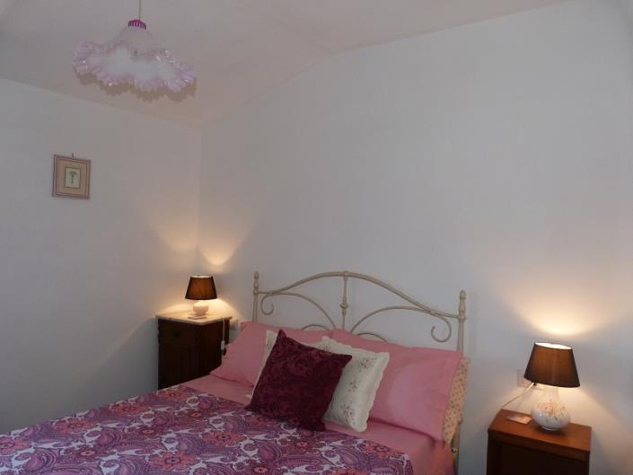 Image No.15-3 Bed Village House for sale