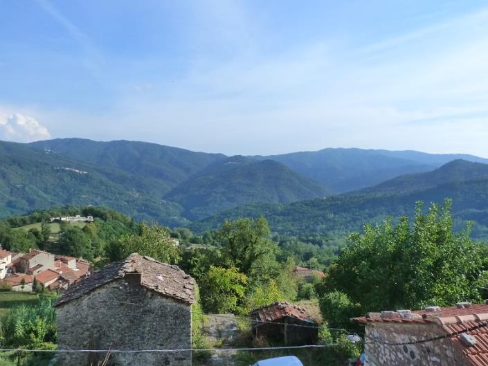 Image No.17-3 Bed Village House for sale