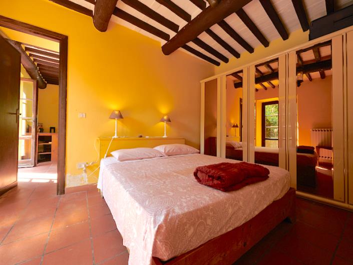 Image No.6-4 Bed Country House for sale