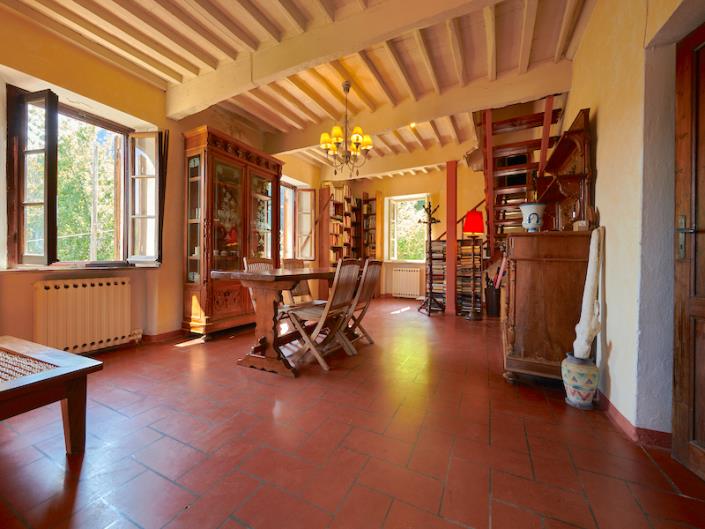 Image No.4-4 Bed Country House for sale