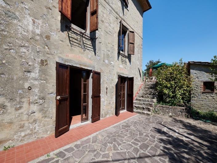 Image No.7-4 Bed Country House for sale